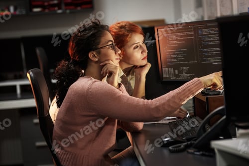 Preview: programmers work late at night