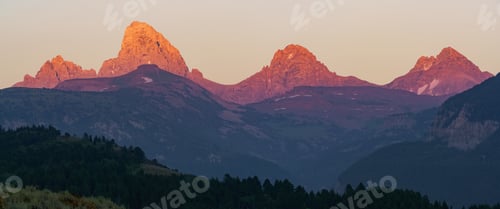 Preview: Sunset At The Tetons