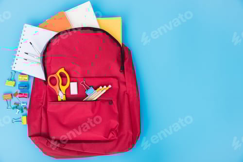 Visualização: Mochila de bolsa vermelha com vista superior para crianças em idade escolar