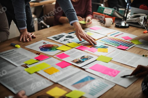 Preview: Business people are brainstorming