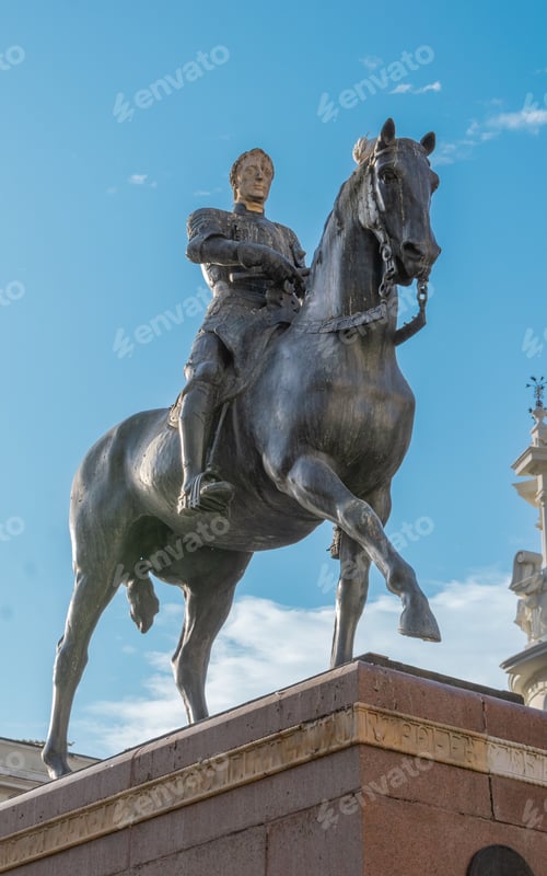 Preview: Equestrian statue with blue sky backdrop