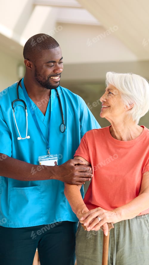 Vista previa: Male Nurse Visiting Senior Woman Using Walking Stick With Mobility Issues At Home