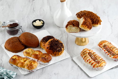 Preview: Various White Bread, Bakery Concept