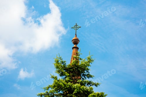 Preview: cross on the roof
