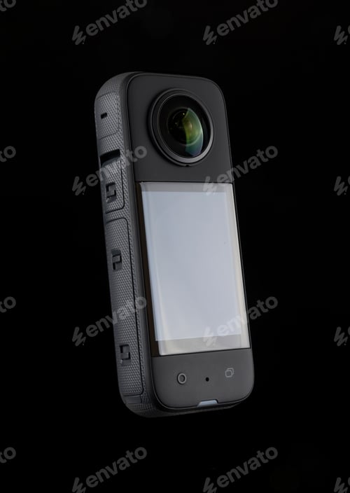 Preview: Screen front of new 360 panoramic camera with bulging lens
