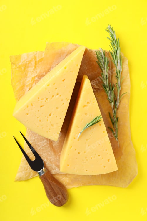Preview: Concept of cooking eating with hard cheese, close up