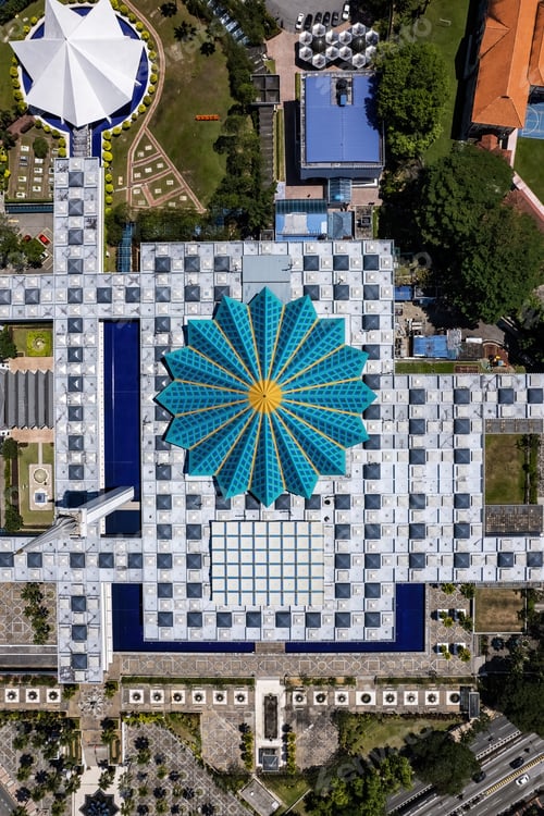 Preview: Aerial top view of Malaysia National mosque, or Masjid Negara in Kuala Lumpur.