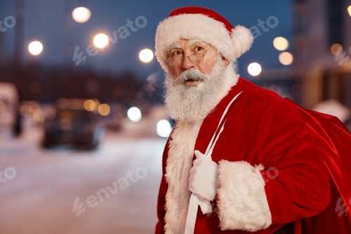 Preview: Santa Claus Crossing Road