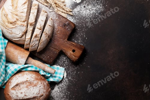 Preview: Homemade crusty bread