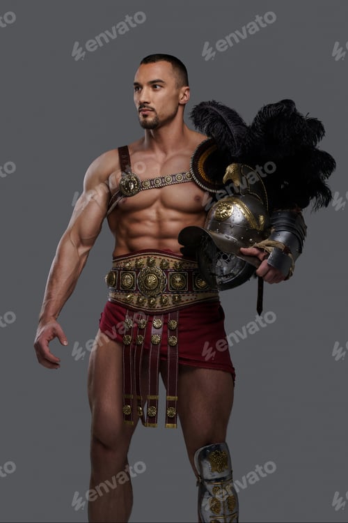 Preview: Gladiator with a stylish beard wears lightweight intricate armor