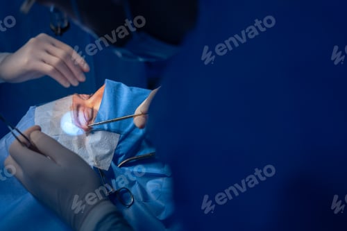 Preview: Blepharoplasty, plastic surgery operation for correcting defects