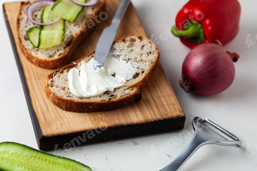 Preview: Sandwich making