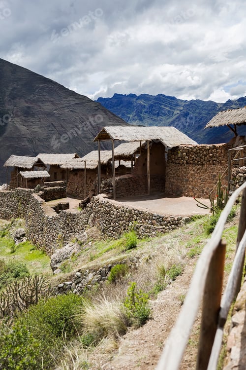 Preview: Inca ruins at Pisac, Peru