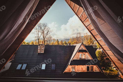 Preview: Beautiful view from loft to another house