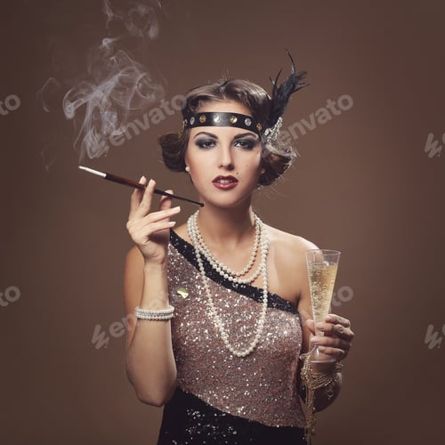 Preview: Beautiful girl with glass of champagne