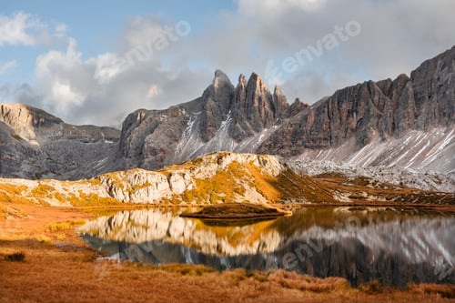 Preview: Clear turquoise water of alpine lake Piani in the Tre Cime Di Laveredo