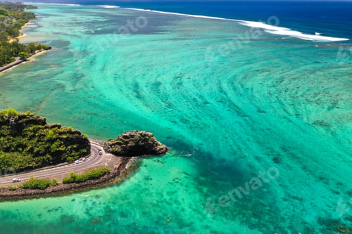 Preview: Maconde view point.Monument to captain Matthew Flinders in Mauritius. An unusual road to the Islands