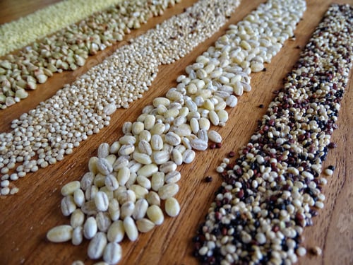 Preview: Different types of grains and seeds: couscous, buckwheat, quinoa, pearl barley and 3 colors quinoa.