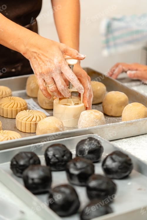 Preview: Mooncake