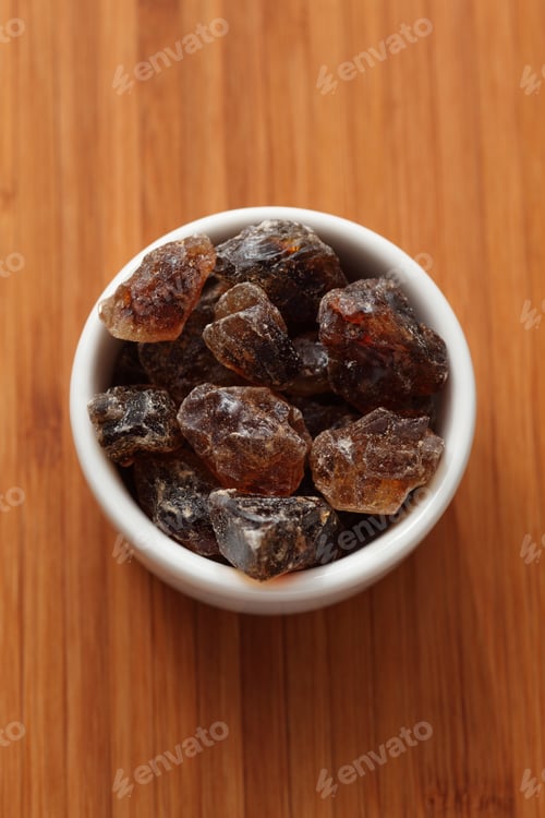Preview: Rock cane sugar in a bowl