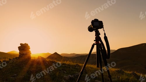 Preview: Camera on a tripod, shooting a sunset