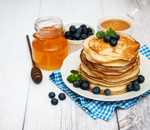 Preview: Plate with pancakes