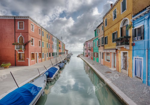 Preview: Houses along canal, Venice, Italy