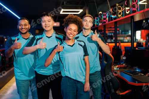 Preview: Young gamers succeed in gaming tournament in computer club
