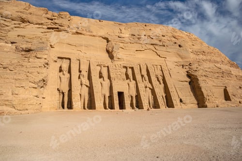 Preview: View of the ancient temples in Luxor, Egypt