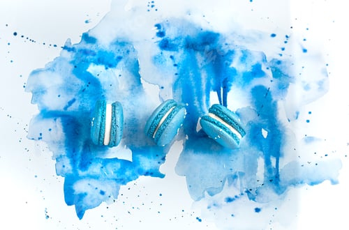 Preview: Blue Macarons with Watercolor Background on White