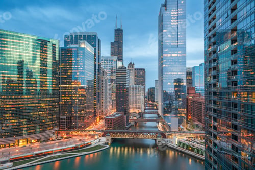 Preview: Chicago, Illinois USA Skyline Over the River