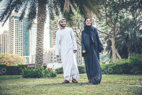 Preview: Arabian couple dating