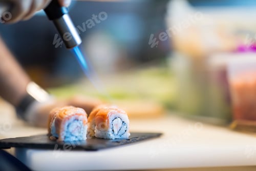 Preview: Making sushi