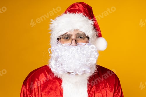 Preview: Santa Claus, portrait on a yellow background.