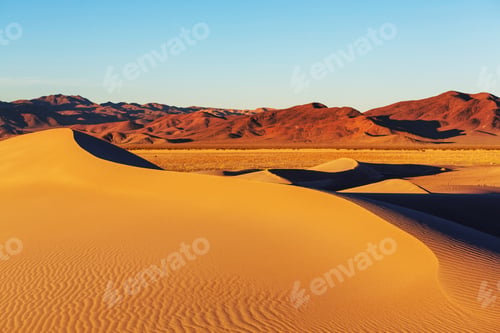 Preview: Sand dunes in California