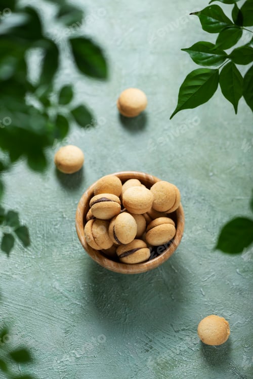 Preview: Traditional italian cookies baci di dama