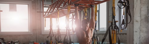 Preview: Athletic strong man training in the gym