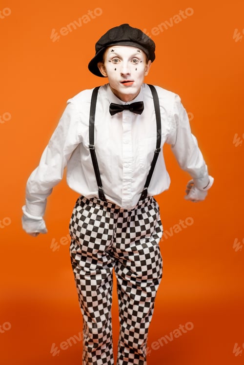 Preview: Pantomime on the orange background