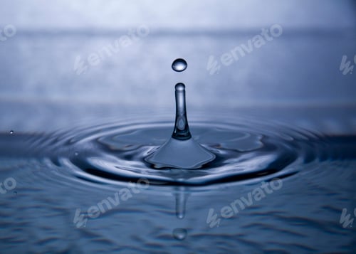 Preview: falling water drop