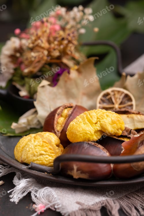 Preview: roasted chestnuts