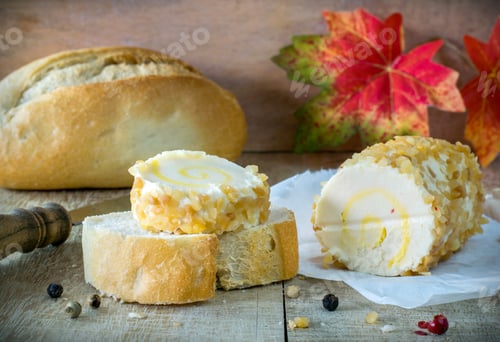 Preview: Soft Cheese on Bread