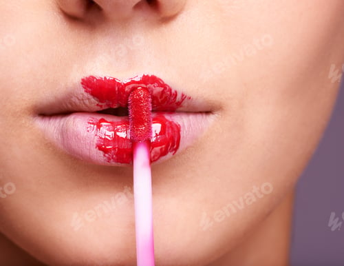 Preview: paint for your pout