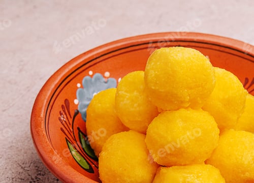 Preview: cheese balls with garlic and dill inside