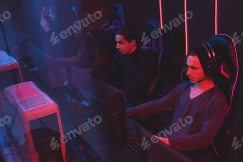 Preview: E-sport game in computer club