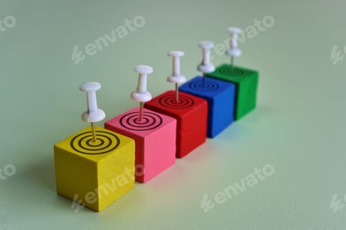 Preview: Each target is hit by pushpin.