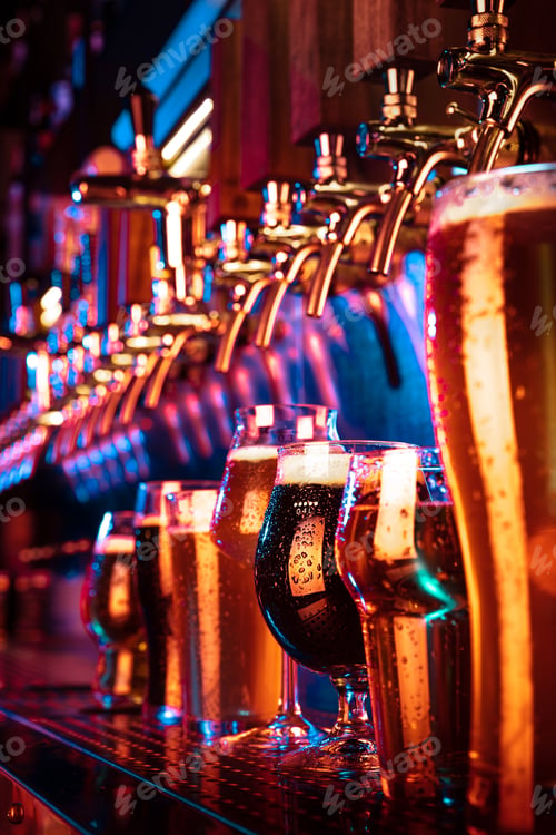 Preview: Glasses of different kinds of beer, time for oktoberfest