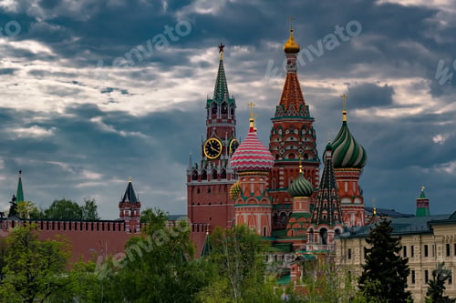 Preview: St Basil's Cathedral on Red Square, Moscow, Russia.