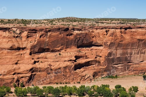 Preview: Cliff dwellings at Canyon de Chelle, Arizona