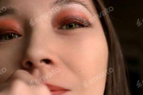 Preview: Woman portrait close up
