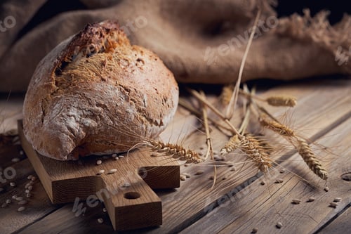 Preview: Fresh multigrain crusty bread
